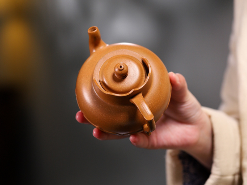 chinese teapot and cups for afternoon tea parties 2