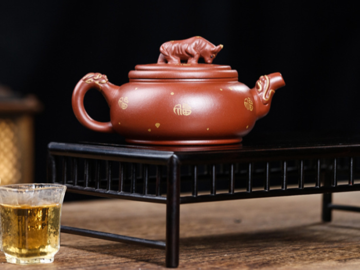 chinese teapot and cups with eco-friendly materials 3