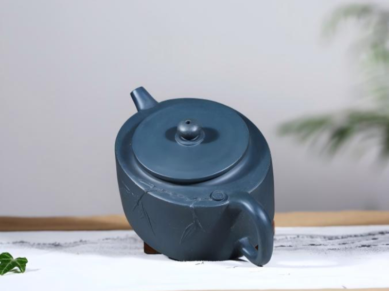 chinese teapot and cups for special occasions 3