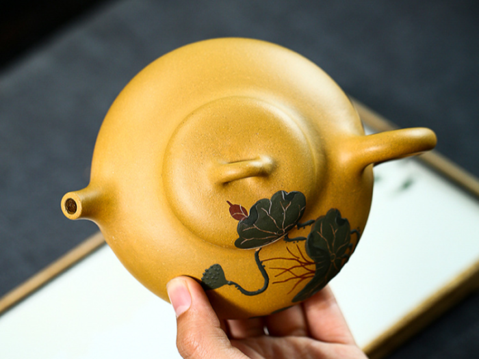 chinese yixing zisha teapot for tea masters 5