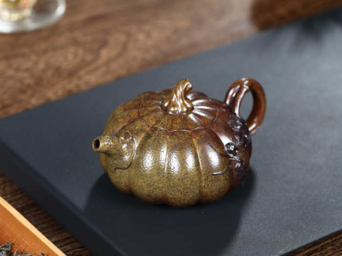traditional chinese tea set with artistic craftsmanship 1