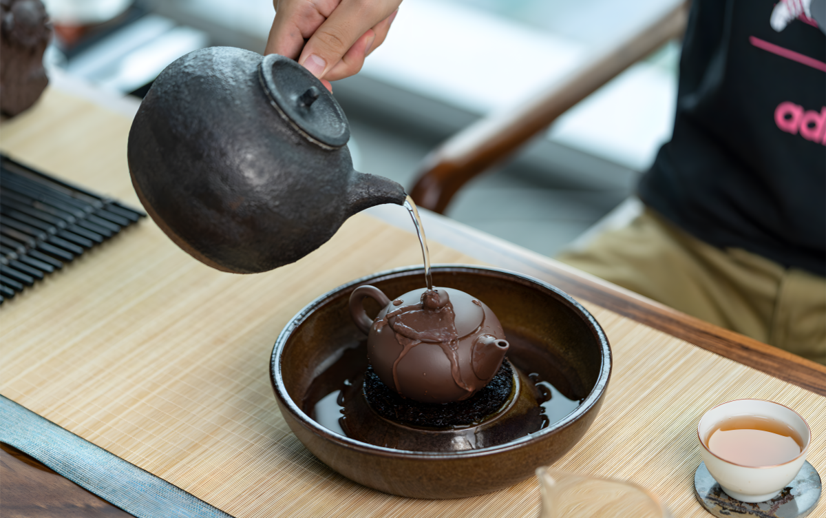 How-Can-I-Tell-If-My-Zisha-Teapot-Is-Valuable How-Can-I-Tell-If-My-Zisha-Teapot-Is-Valuable
